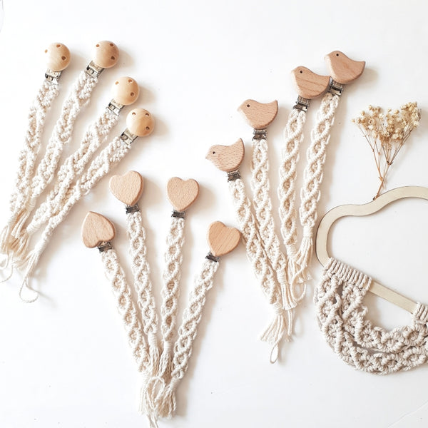 Honorine & Jean - Pacifier Clip (Natural Color) Wood Clip