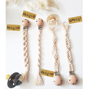 Honorine & Jean - Pacifier Clip (Natural Color) Wood Clip