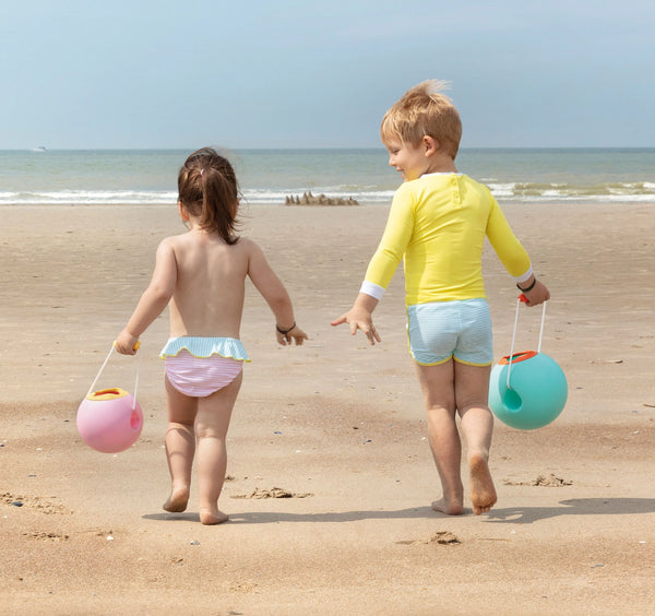 Quut Toys - Mini Ballo - Kids Smart, Modern Design No Spill Bucket