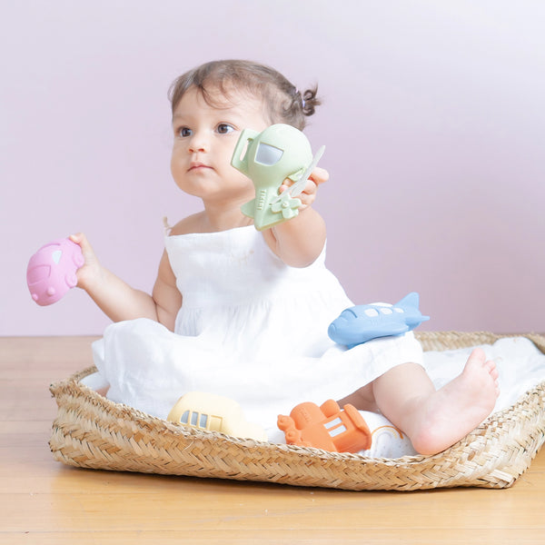 Tikiri Toys - Car Natural Teether