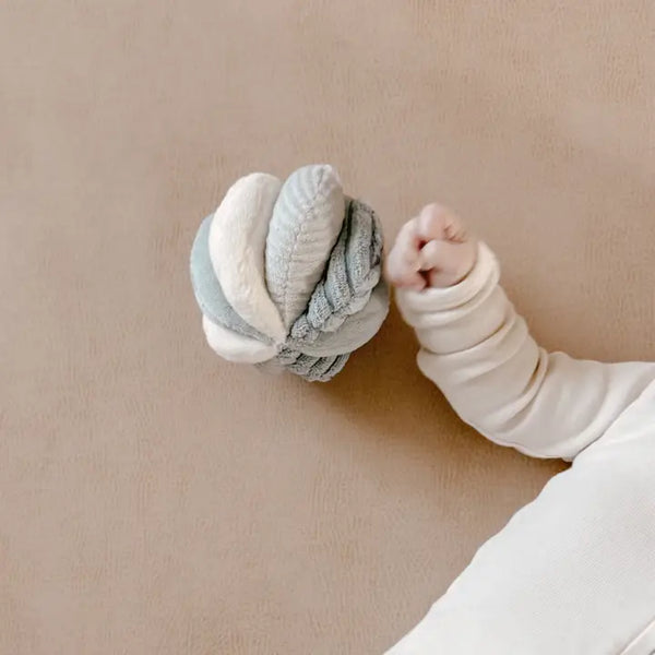 Little Lamb Kind - TOTO Montessori sensory ball (blue)