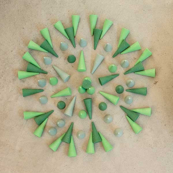 Grapat- Mandala Green Cones