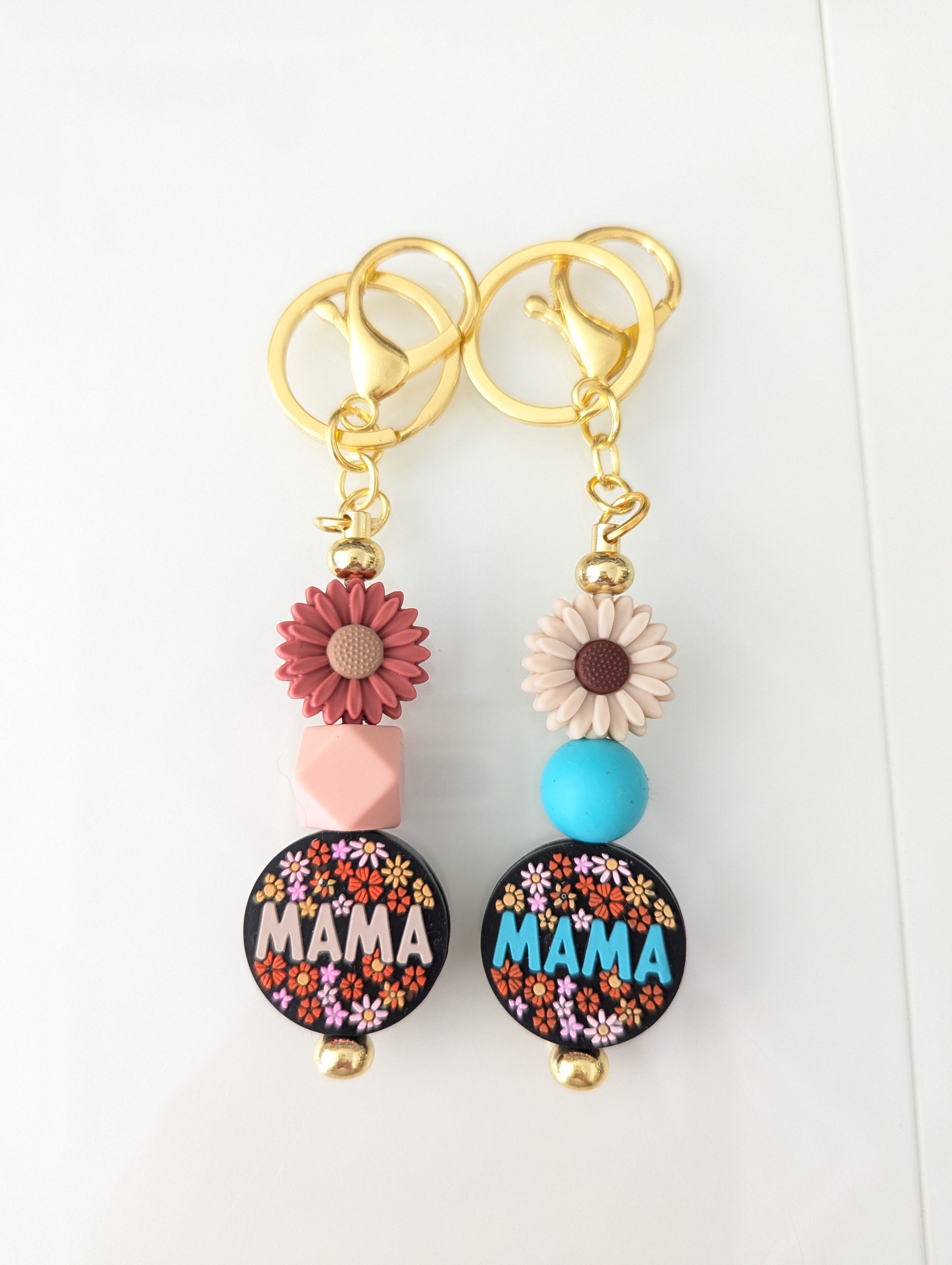RosiesWristDesigns - Keychain