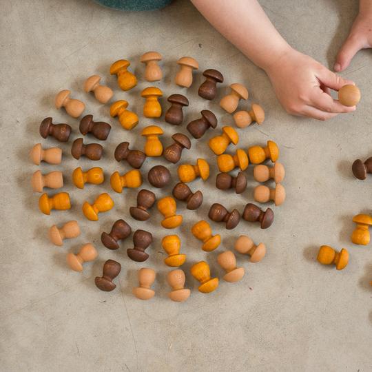 Grapat - Mandala Little Mushrooms